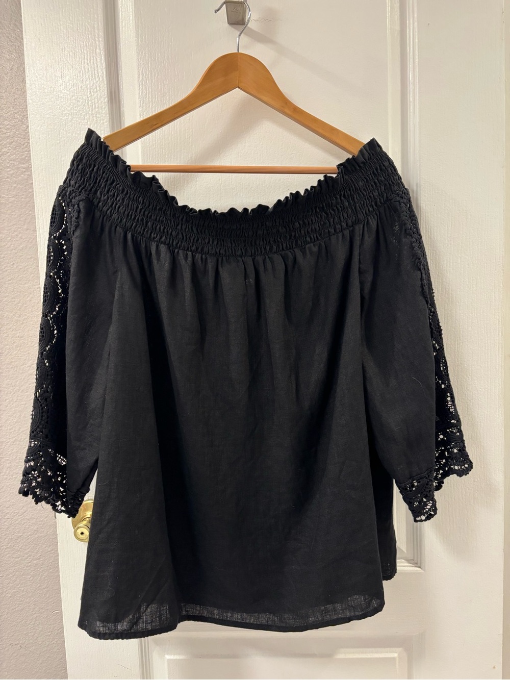 Chico's Linen Black Smocked Off-Shoulder Lace Sleeve Blouse Chicos size 3, 16 XL